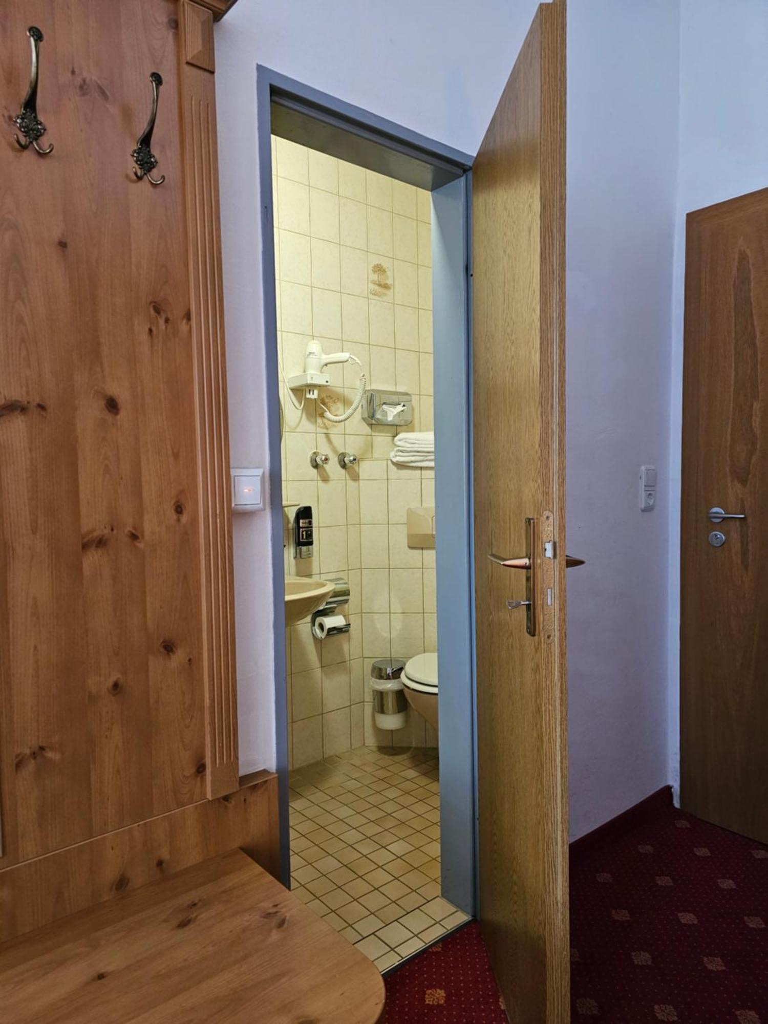 Gasthof Klement Isen Ngoại thất bức ảnh