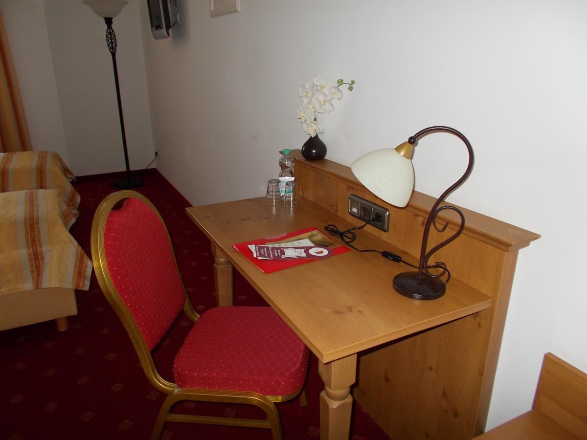Gasthof Klement Isen Ngoại thất bức ảnh